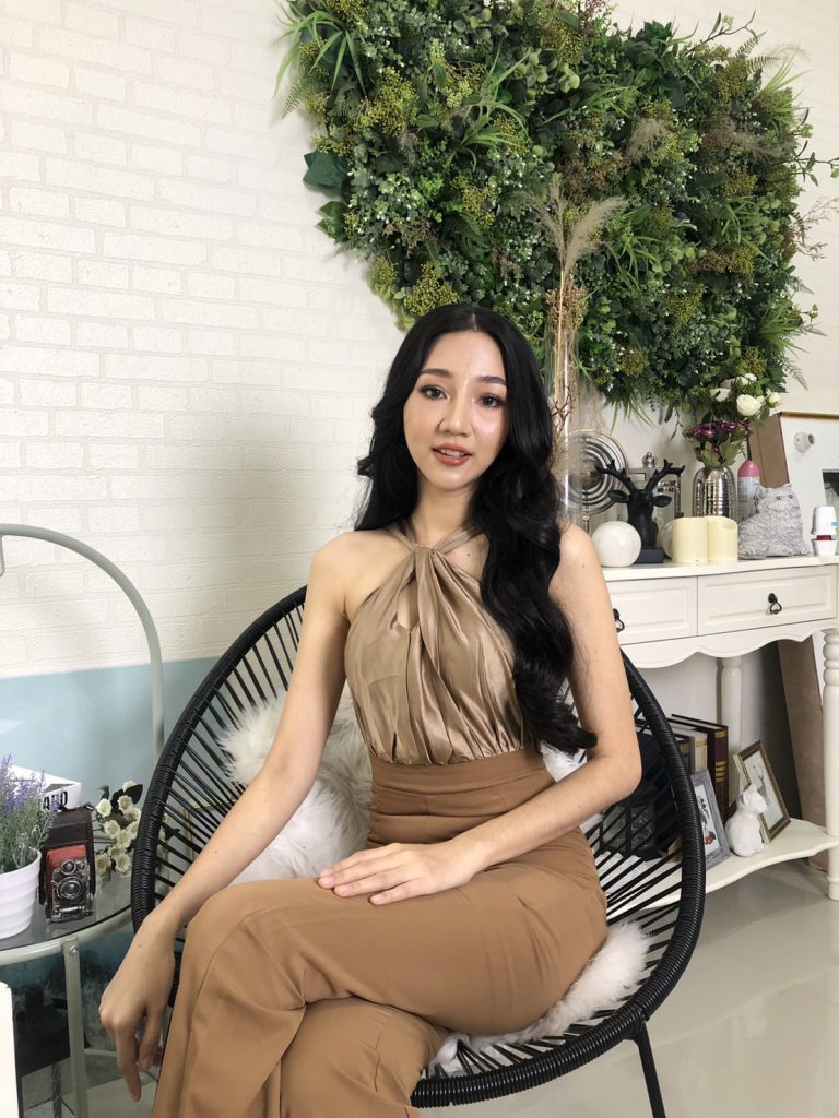 630626 รีวิว เสริมซิลิโคน หน้าผาก Hers Clinic